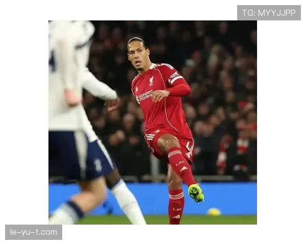 曼城逆转战胜利物浦，强势领跑英超积分榜，状态回暖引关注