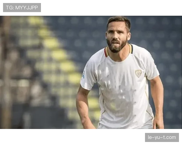 卡利亚里锋线火力全开，状态回暖成近期焦点