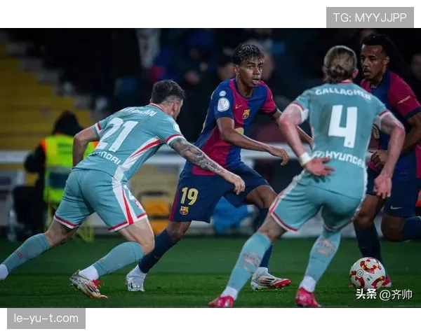 全球门将排名揭晓：奥布拉克强势登顶，稳健表现引瞩目