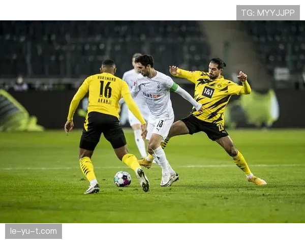 多特防线稳定性持续承压，表现波动对赛季走势形成制约