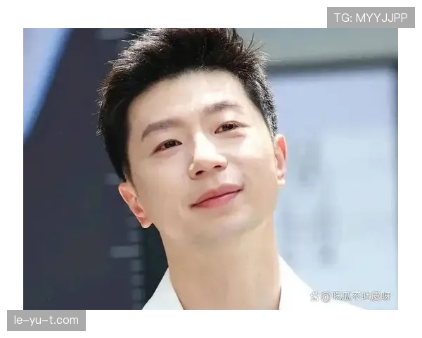 马龙去买菜拎的那个袋子，我嘴角抽搐了，比我一个月工资还贵